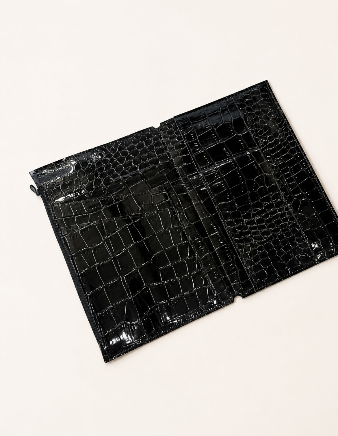 Black Crocodile | A5