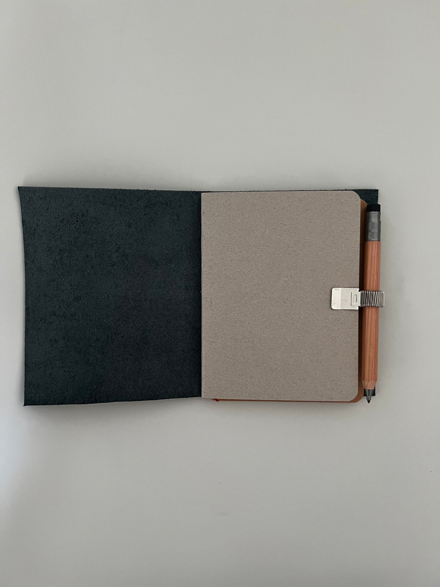 Vintage -A6- Bifold Leather journal