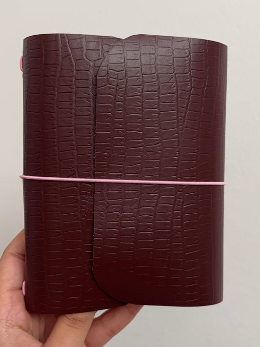 Maroon crocodile - A6